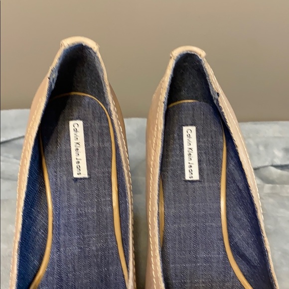 Calvin Klein Jeans Peep Toe Wedges Size 8.5 - Picture 2 of 11